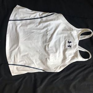 UNDERARMOUR WHITE TOP WOMENS SMALL